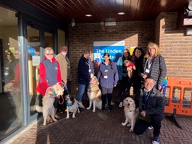 Essex therapy dogs at Linden Centre