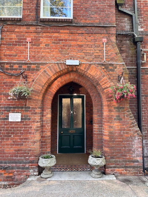 Entrance to Ipswich Road